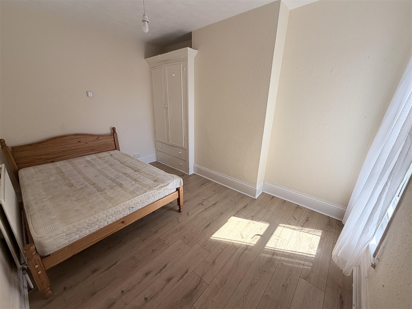 house - terraced for sale manners road