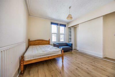 house - terraced for sale manners road