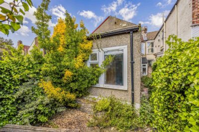 house - terraced for sale manners road