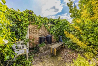 house - terraced for sale manners road