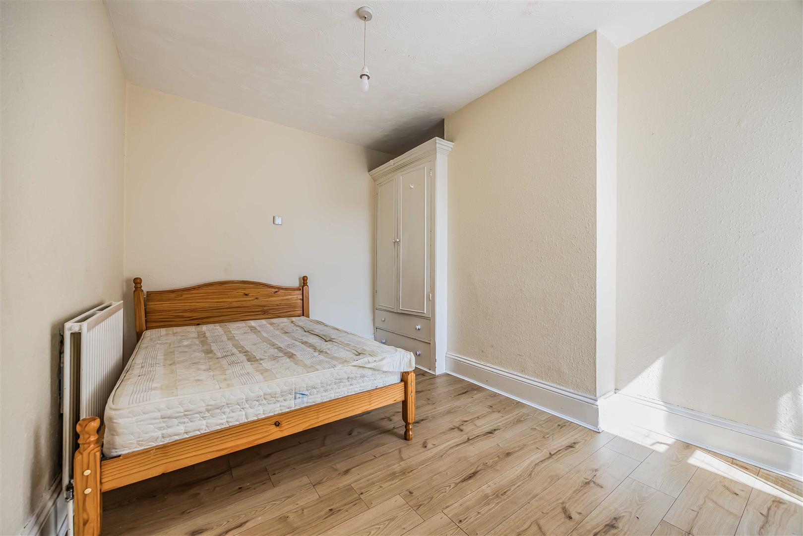 house - terraced for sale manners road