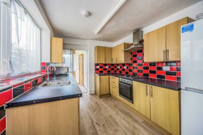 house - terraced for sale manners road