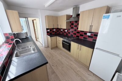 house - terraced for sale manners road