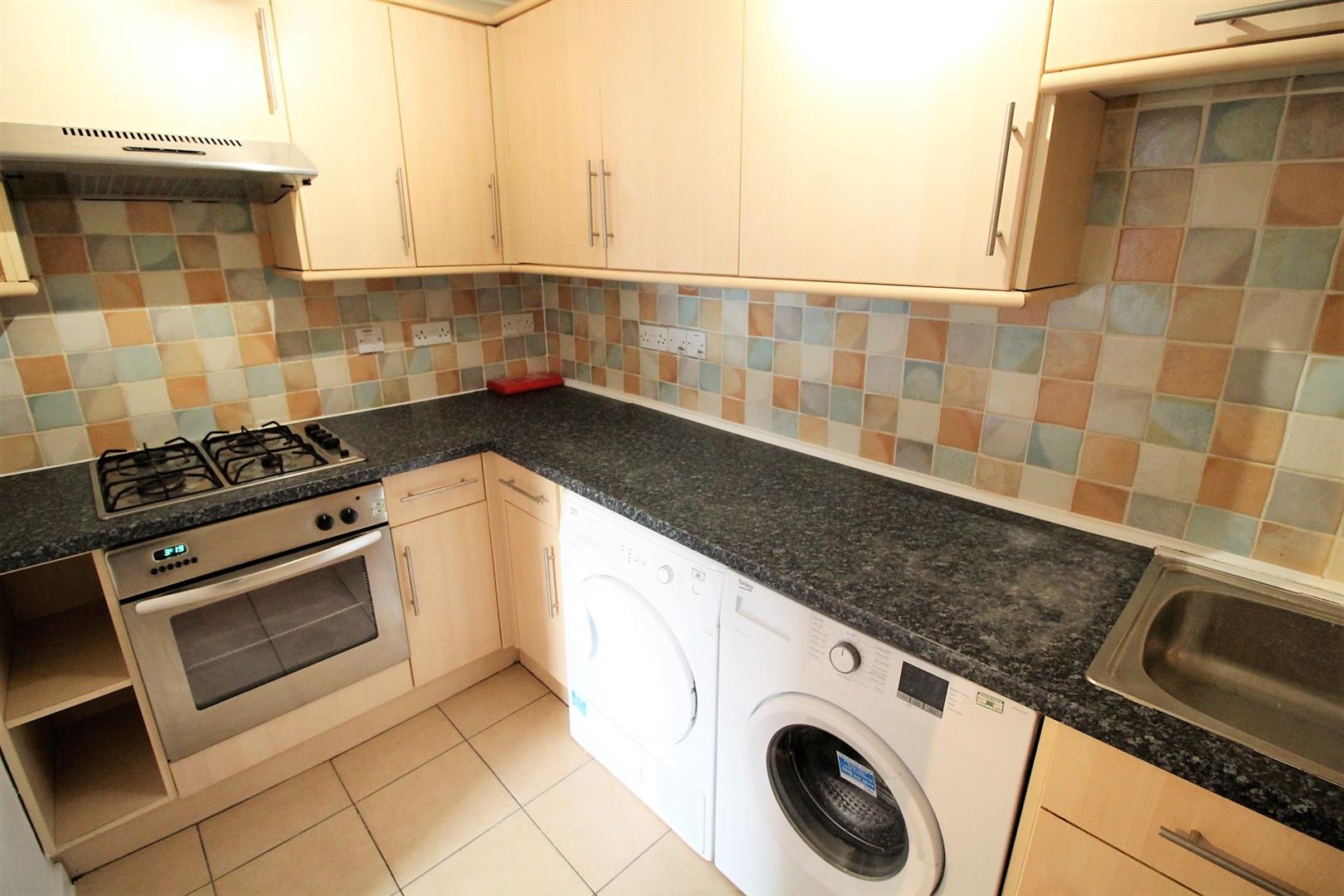 flat for rent granada road