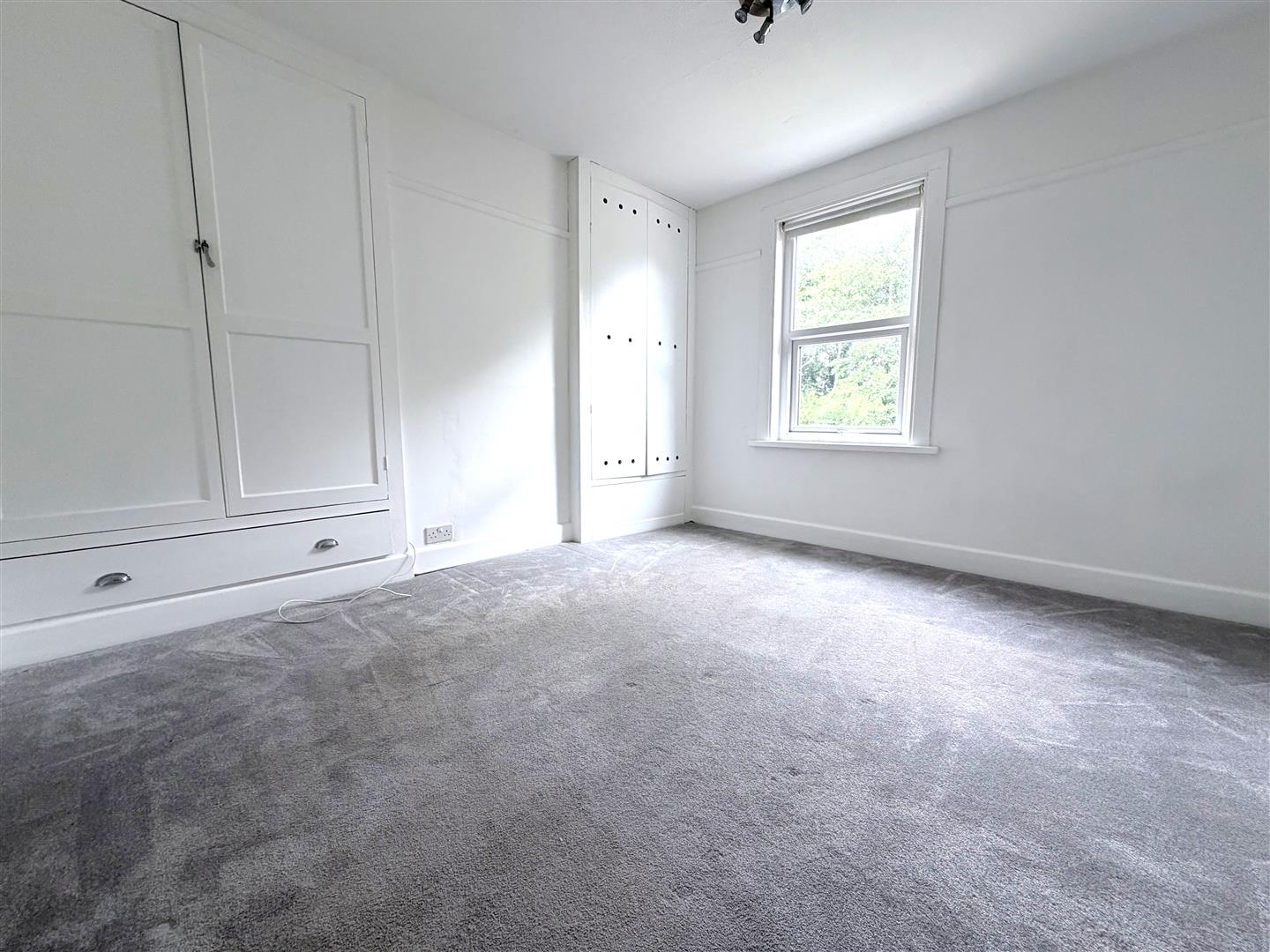 house for sale hayling avenue