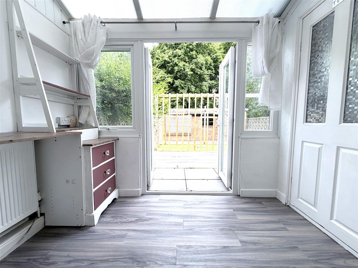 house for sale hayling avenue