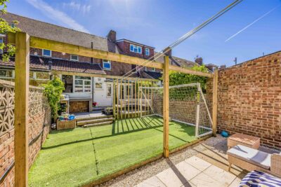 house for sale hayling avenue