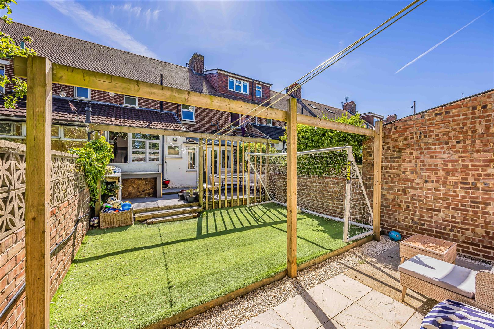 house for sale hayling avenue