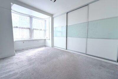 house for sale hayling avenue