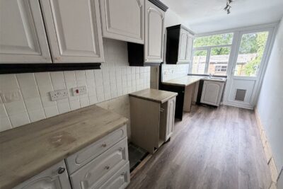 house for sale hayling avenue