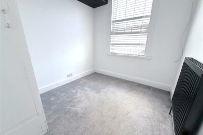 house for sale hayling avenue