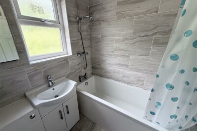 house for sale hayling avenue