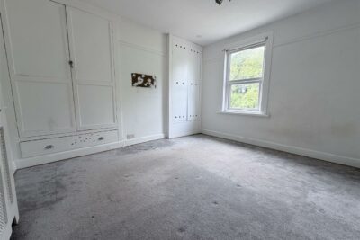 house for sale hayling avenue