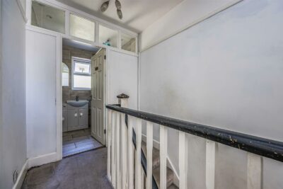 house for sale hayling avenue