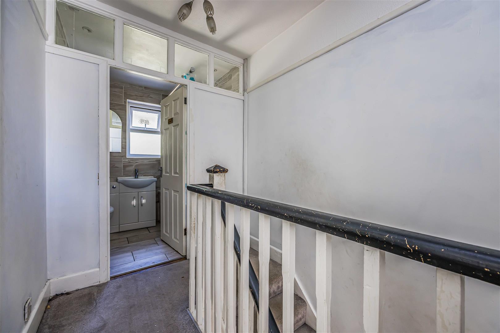 house for sale hayling avenue