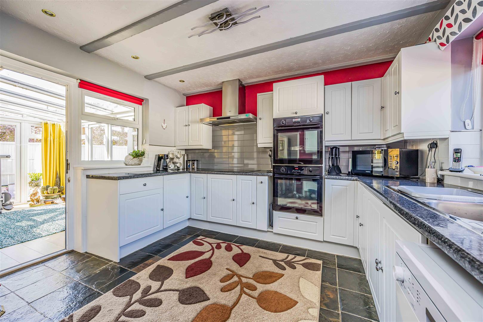 house for sale spinney close