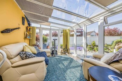 house for sale spinney close
