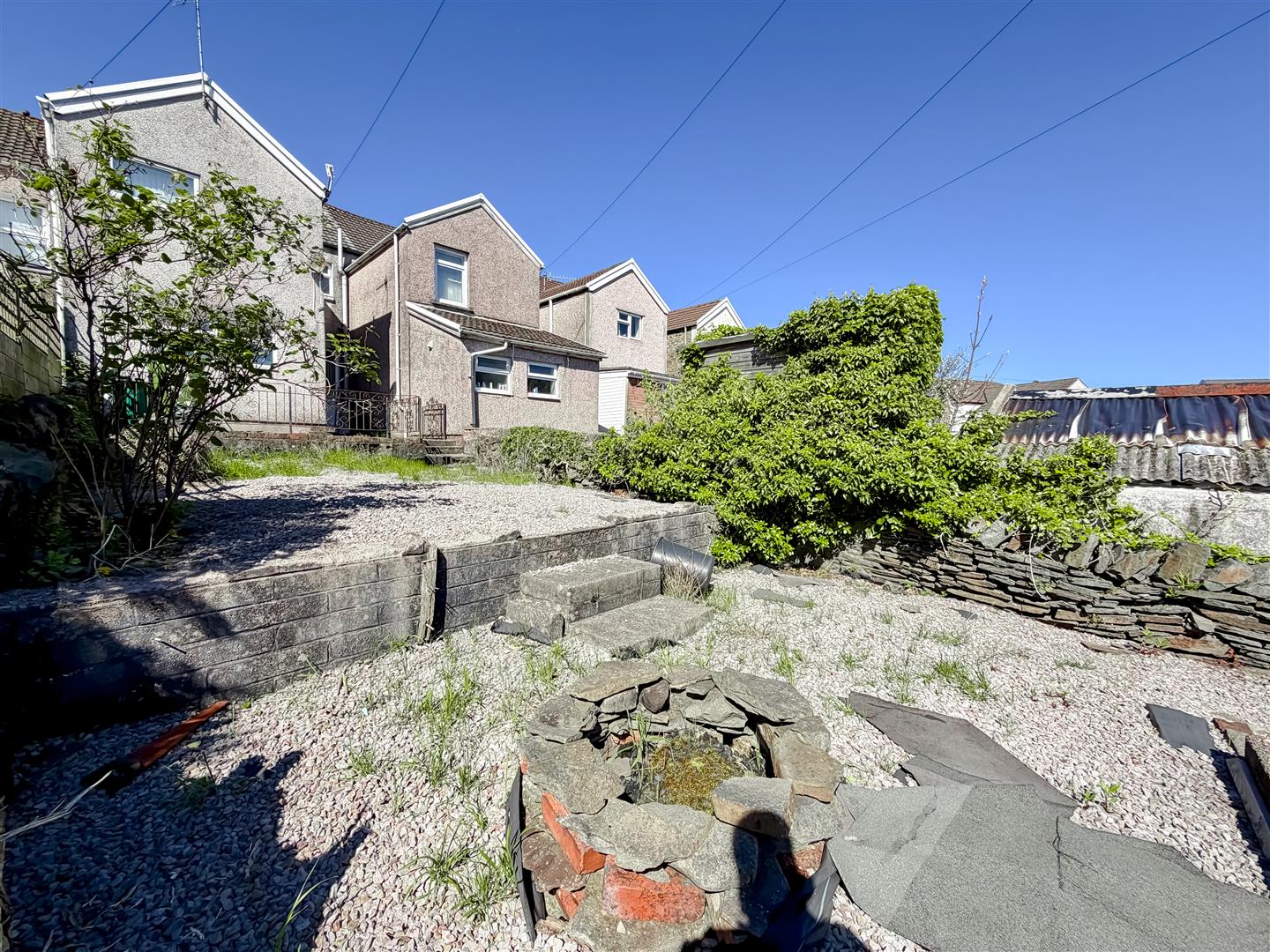 house - terraced for sale queen street