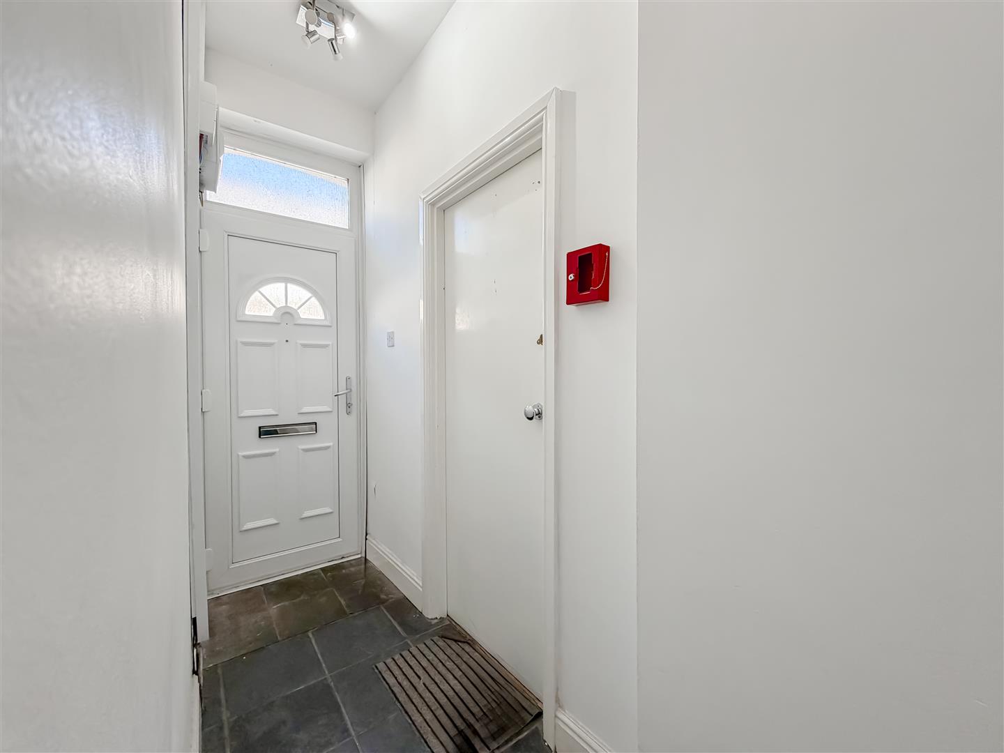 house - terraced for sale queen street