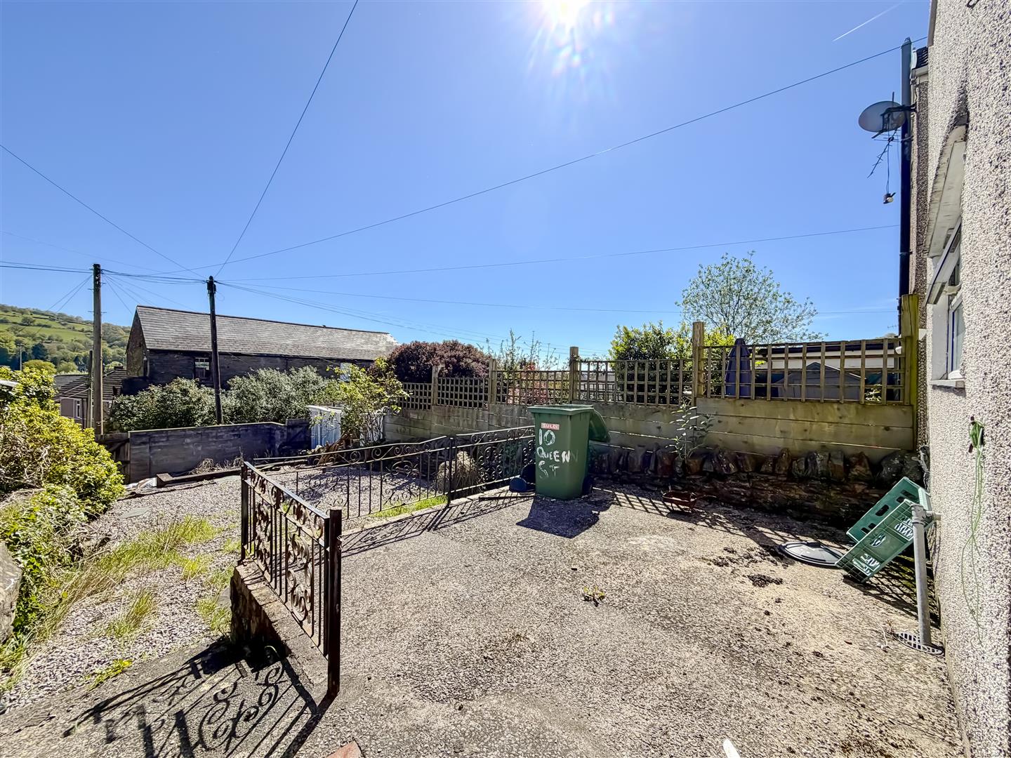 house - terraced for sale queen street