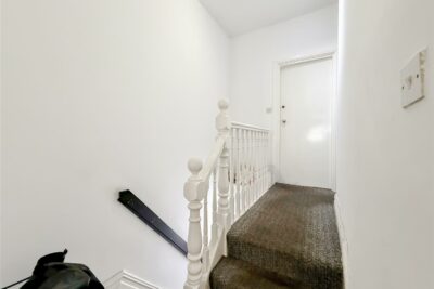 house - terraced for sale queen street