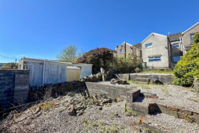 house - terraced for sale queen street