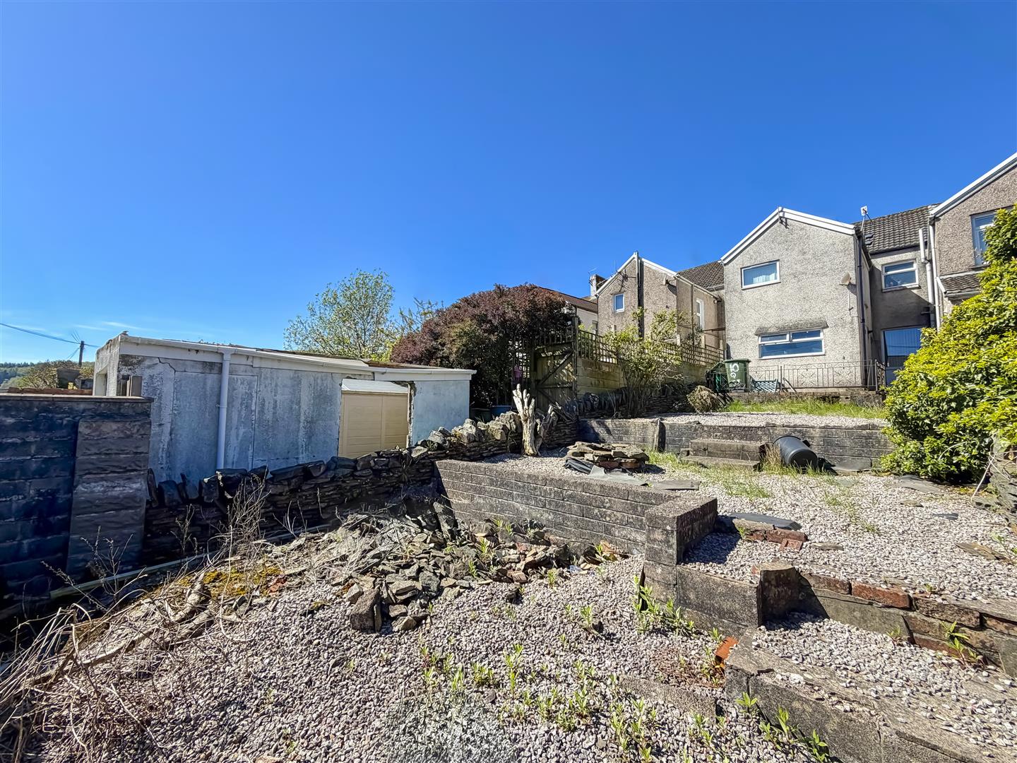 house - terraced for sale queen street