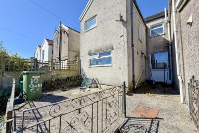 house - terraced for sale queen street
