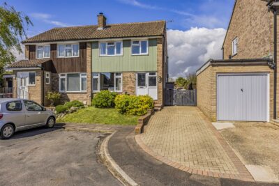 house for sale lauder close