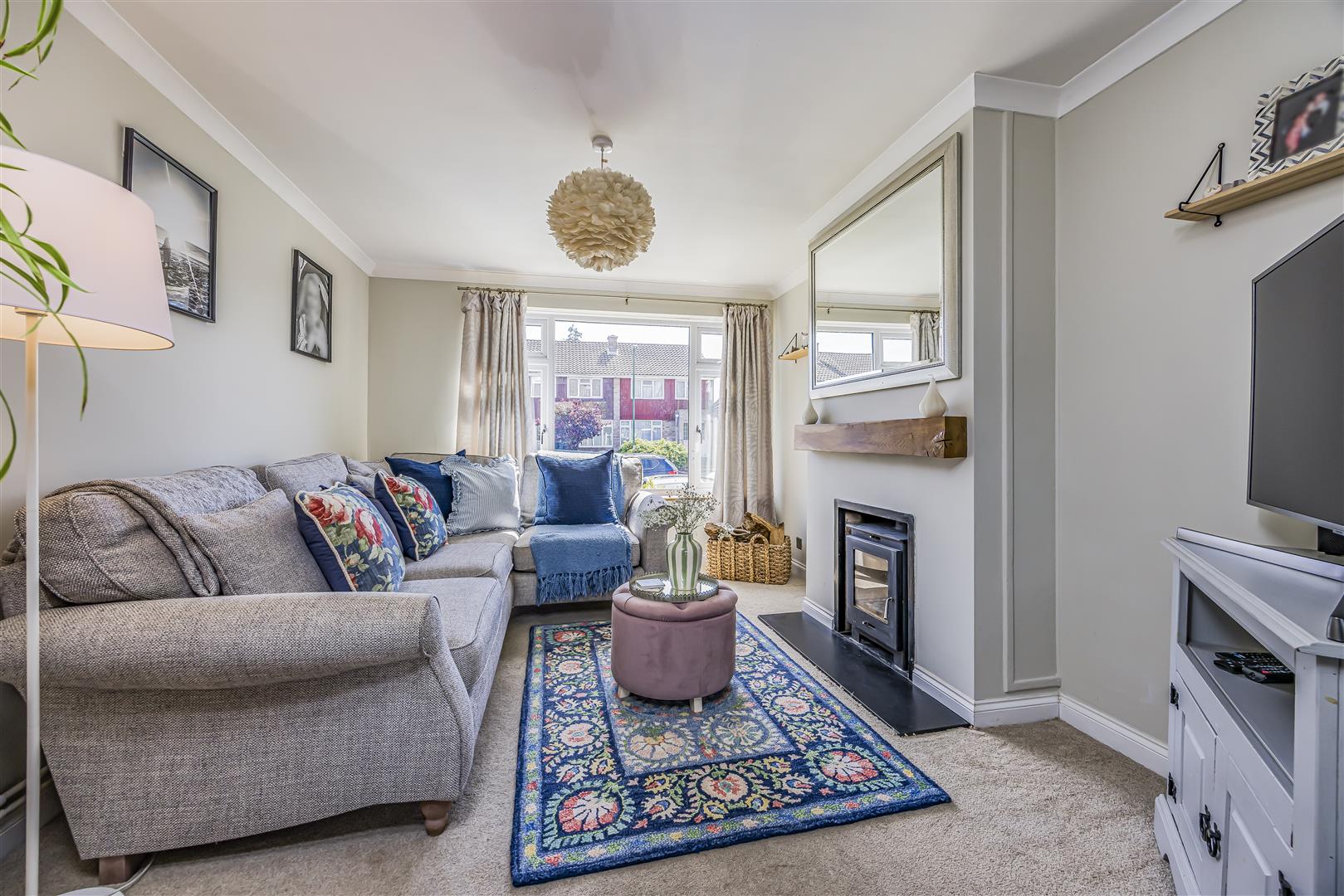 house for sale lauder close