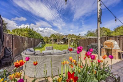 house for sale lauder close