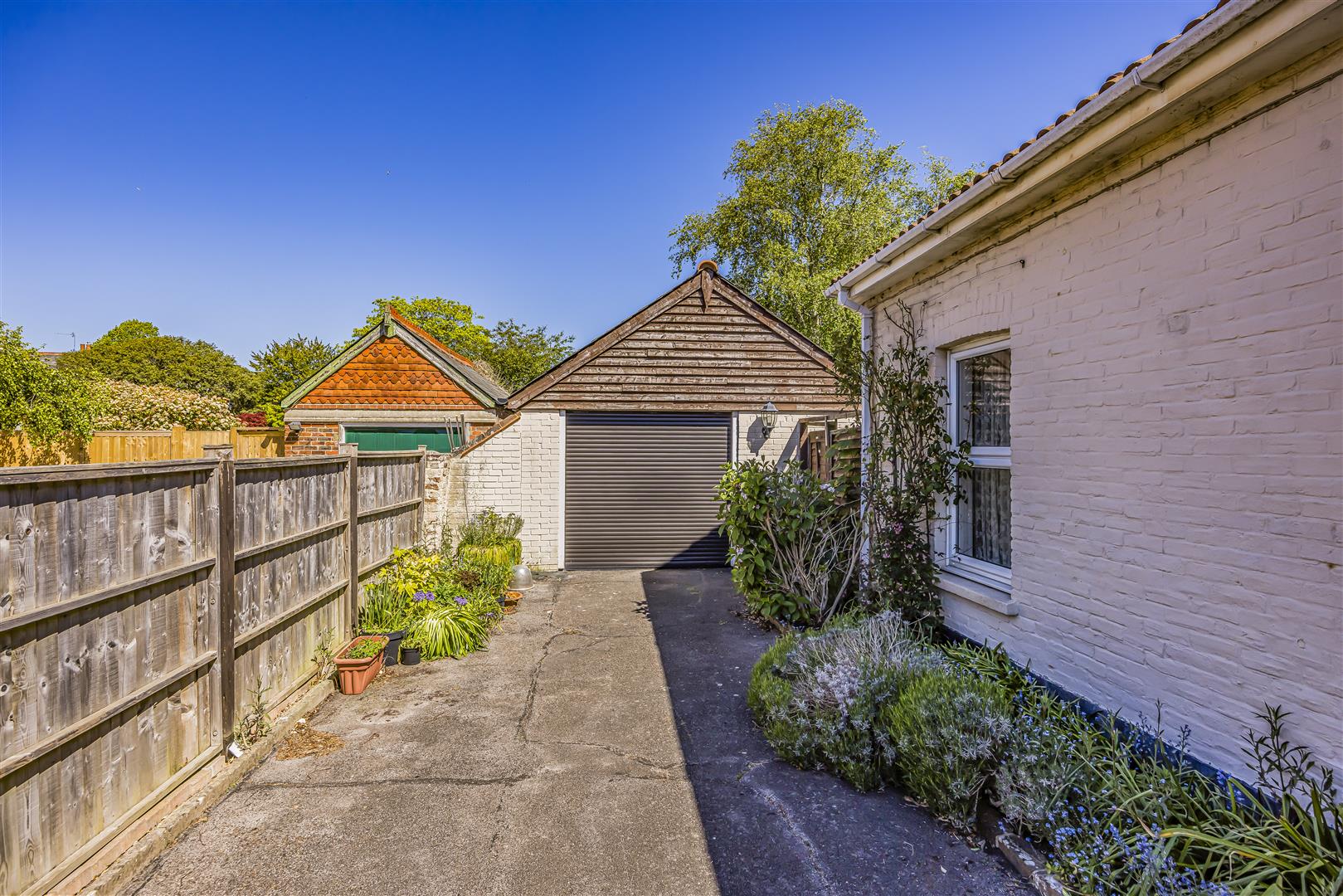 bungalow - detached for sale main road