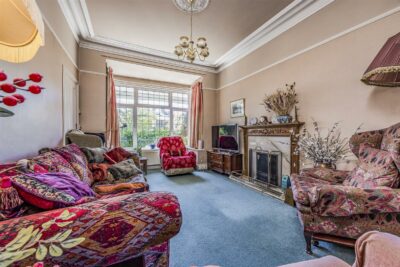 bungalow - detached for sale main road