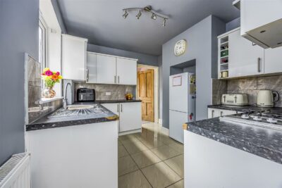 house - terraced for sale landguard road