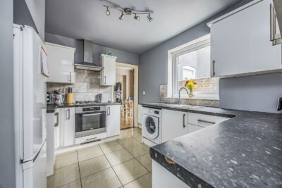 house - terraced for sale landguard road