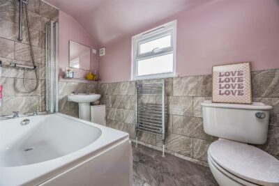 house - terraced for sale landguard road