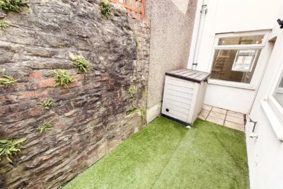 house for rent pentregethin road