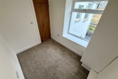 house for rent pentregethin road