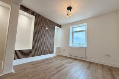 house for rent pentregethin road