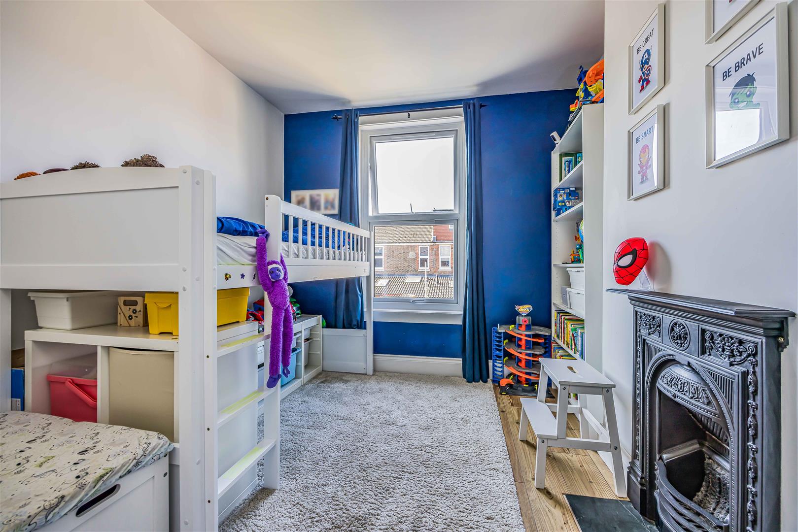 house - terraced for sale empshott road