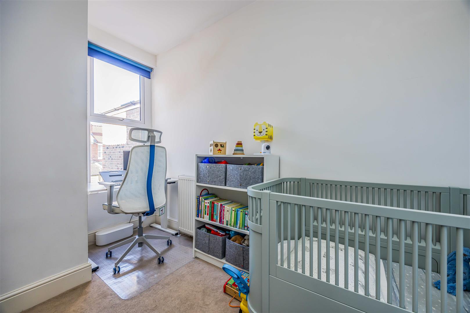house - terraced for sale empshott road