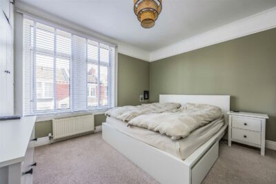 house - terraced for sale empshott road