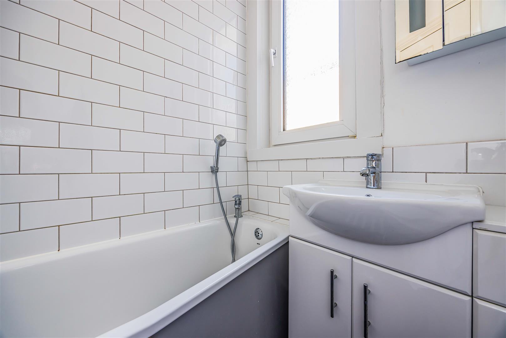 house - terraced for sale empshott road