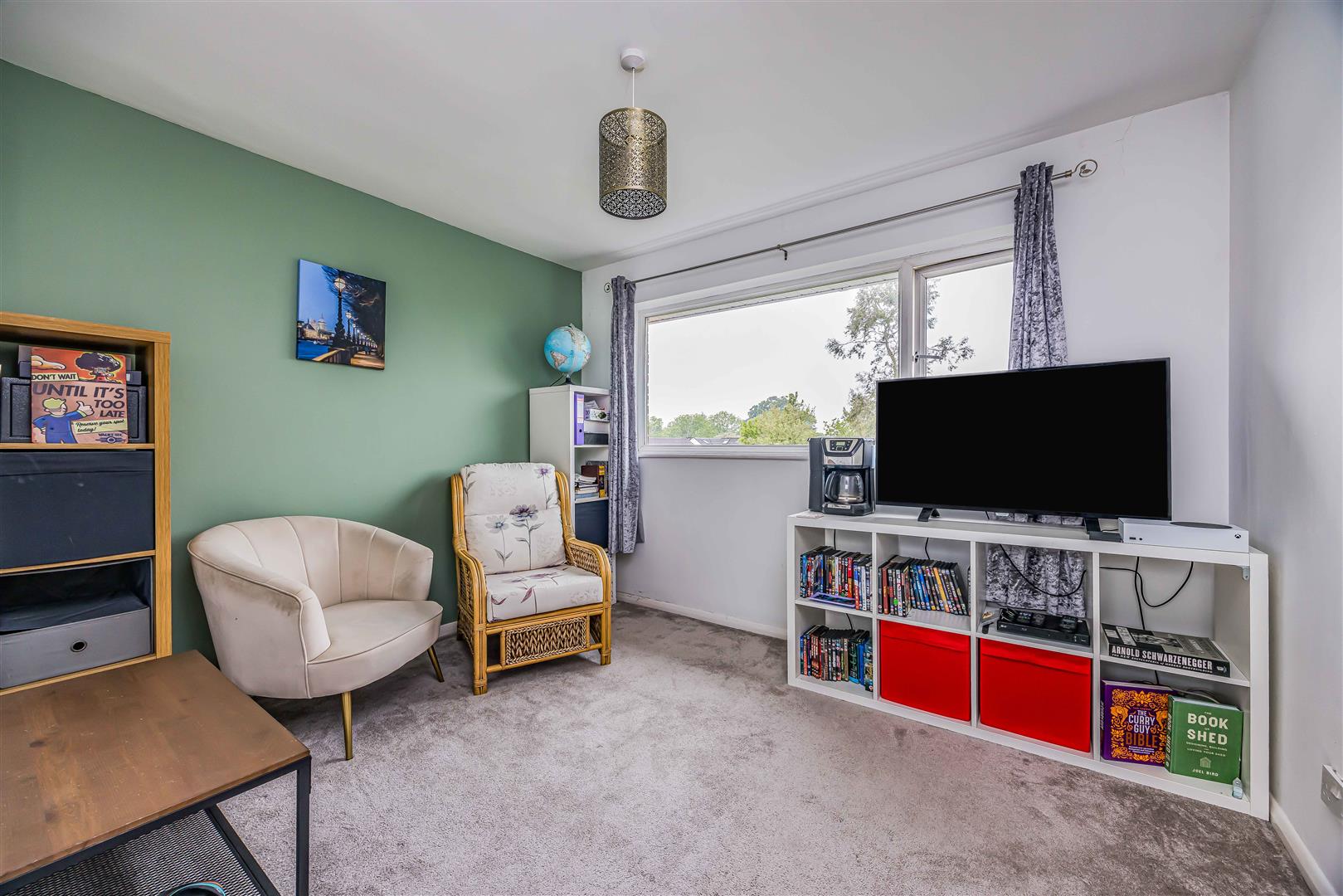 house for sale anthony way