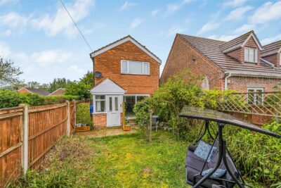 house for sale anthony way