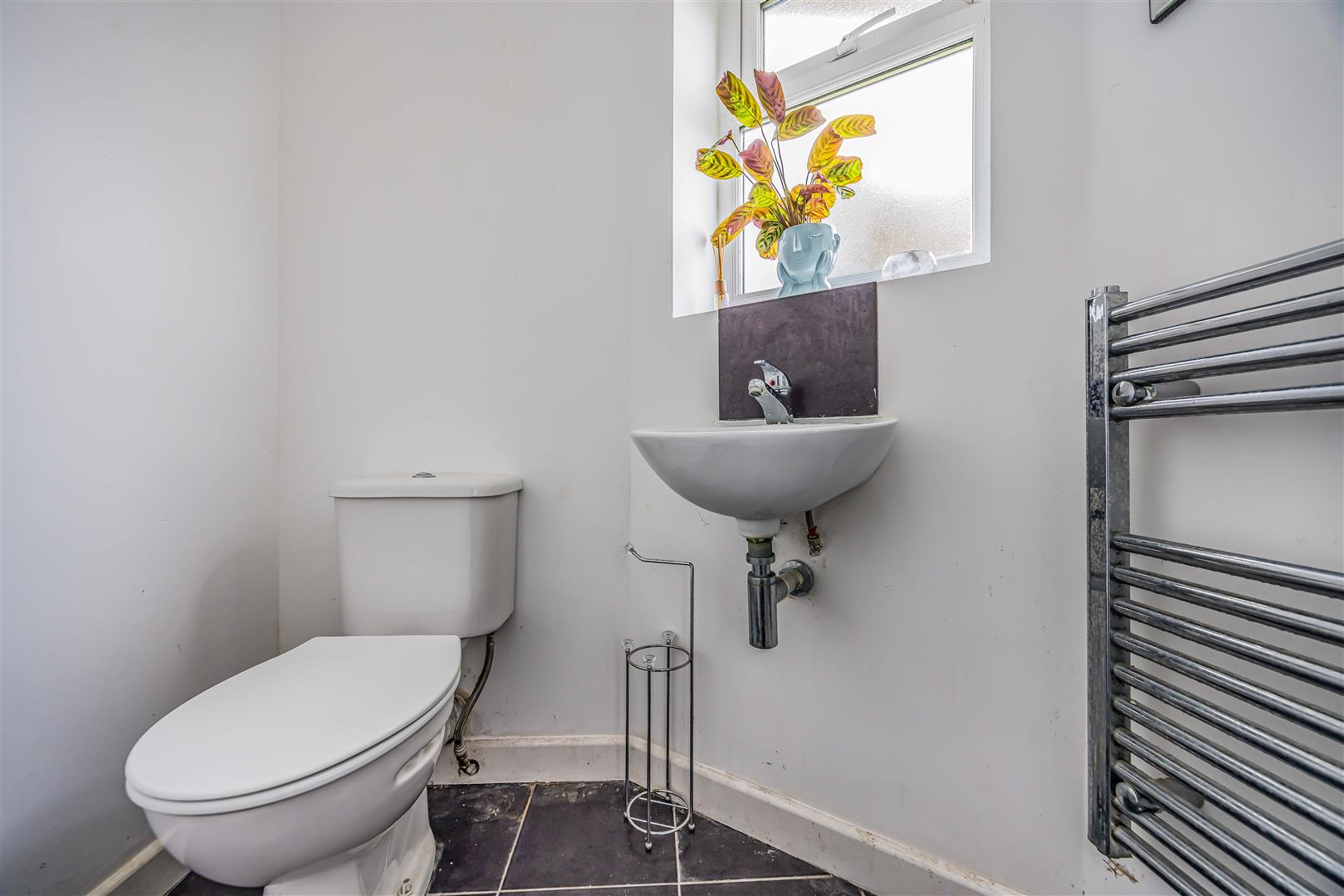 house for sale anthony way