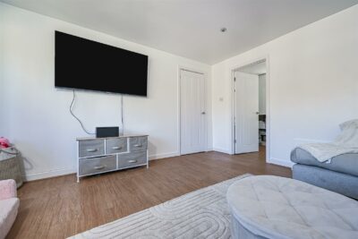 apartment for sale totton walk