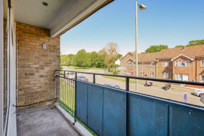 apartment for sale totton walk