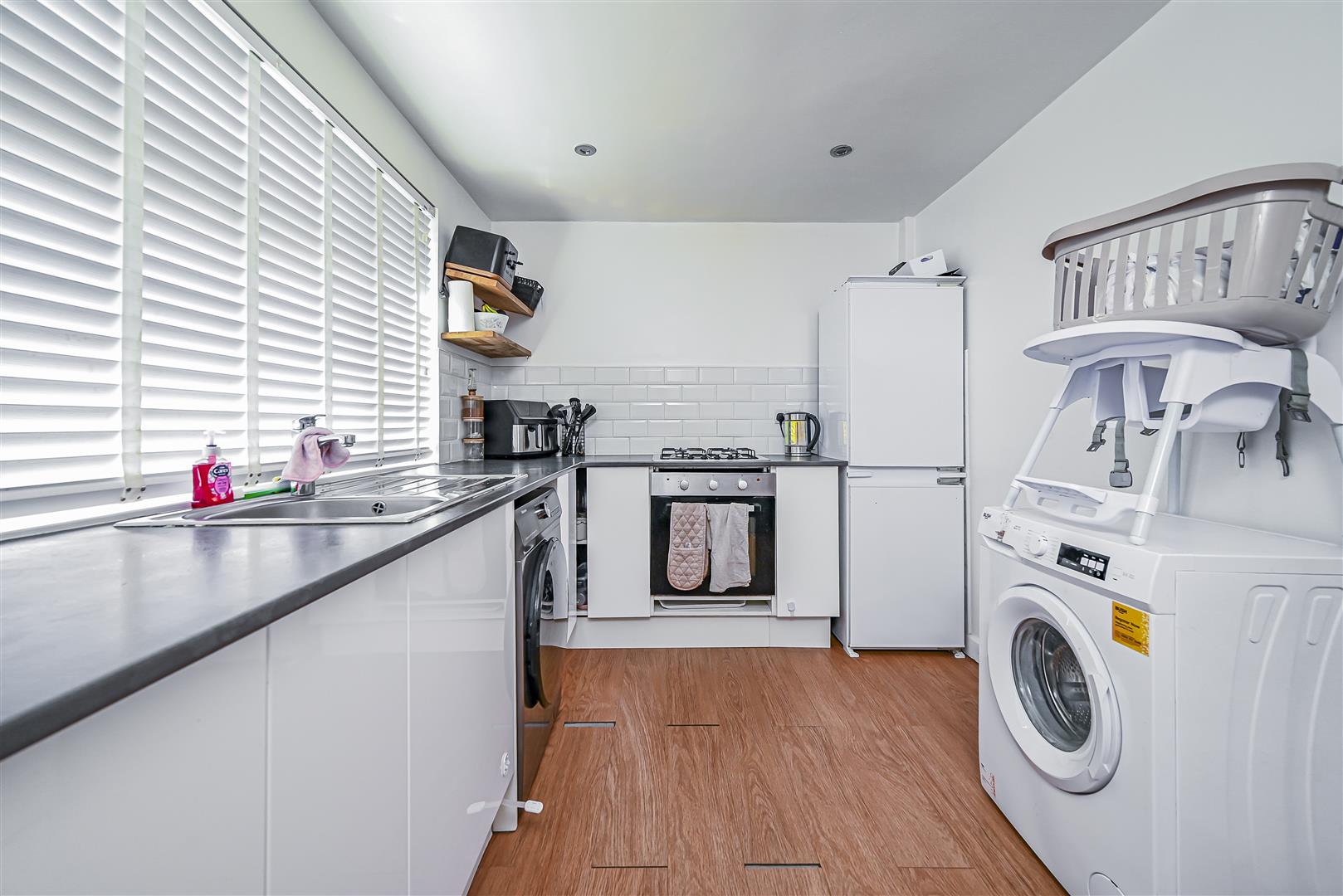 apartment for sale totton walk