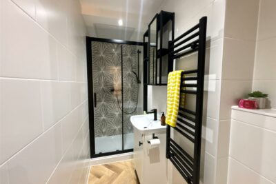 studio for rent willis road